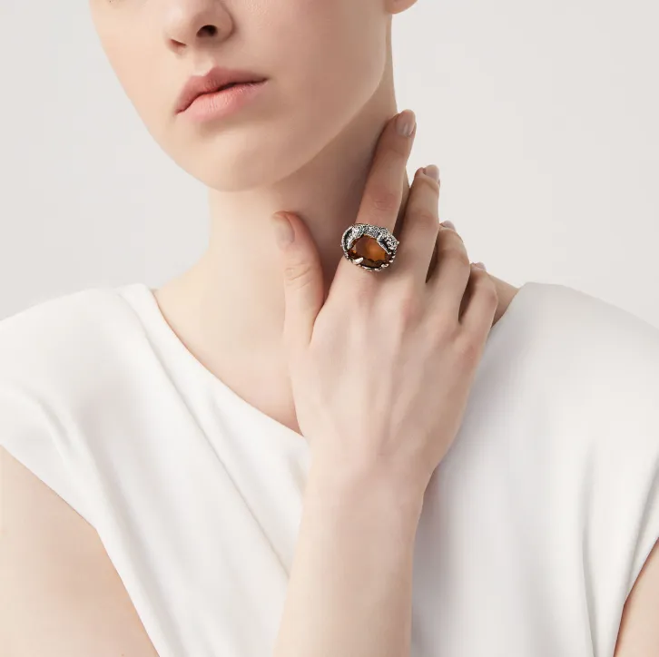 Anello Leopardo indossato