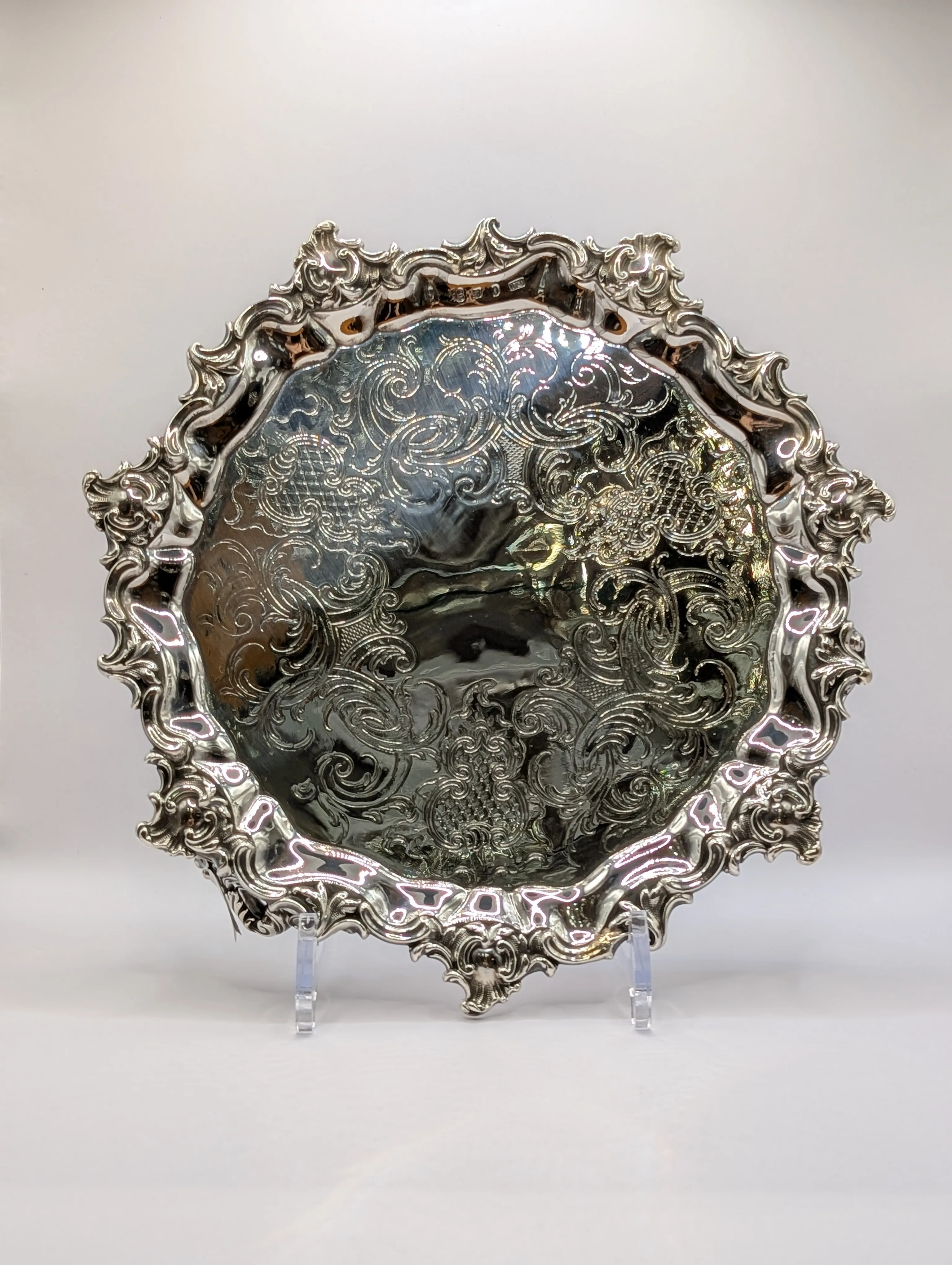 Piatto Decorativo in Argento Antico