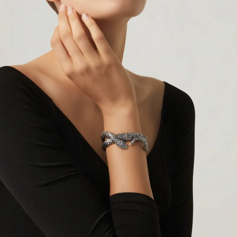 Bracciale Serpente indossato