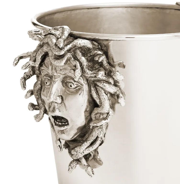 Secchio Champagne Medusa in uso