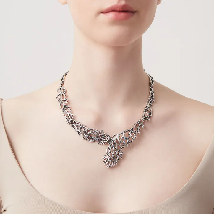 Collana Coral indossata