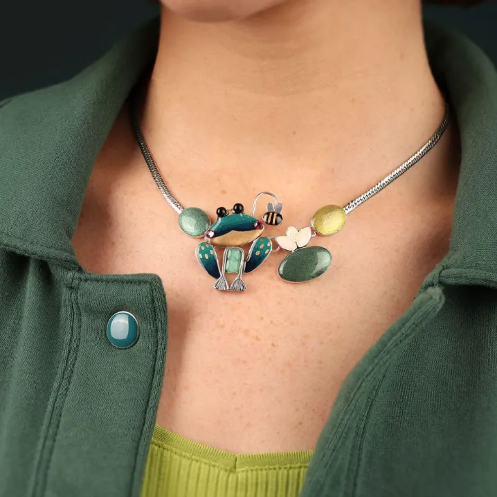 Collana Rainette indossata